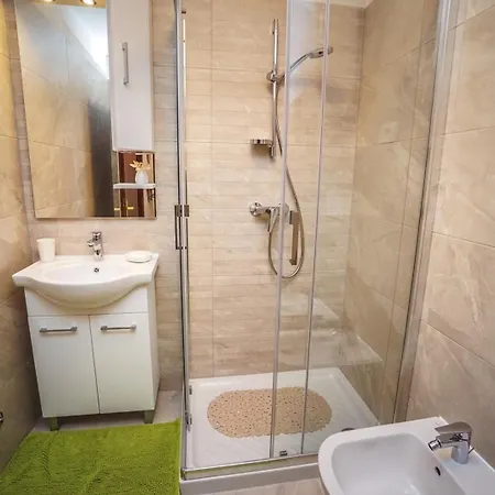 With Parking Space Zambratija, Umag - 27182 Apartman *