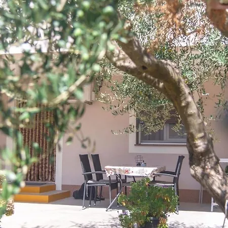 Apartman With Parking Space Zambratija, Umag - 27182 Zambratija (Istria)